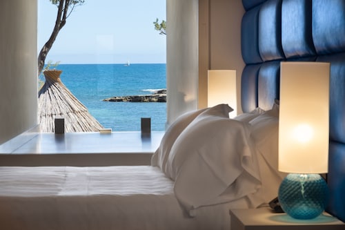 Grotta Palazzese Beach Hotel